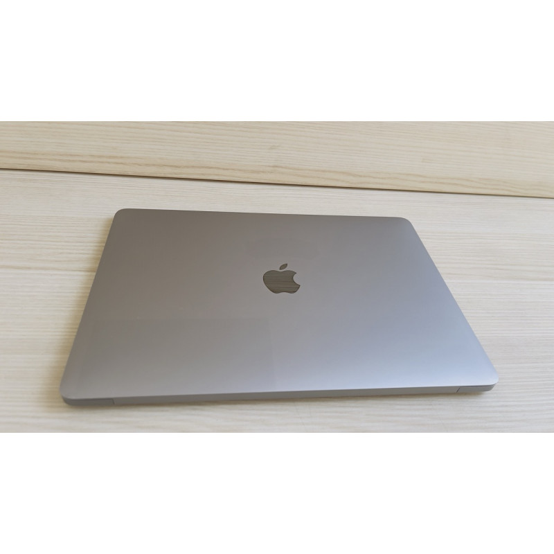 MacBook Air 2020 Space  i3 1.1ghz 8/128